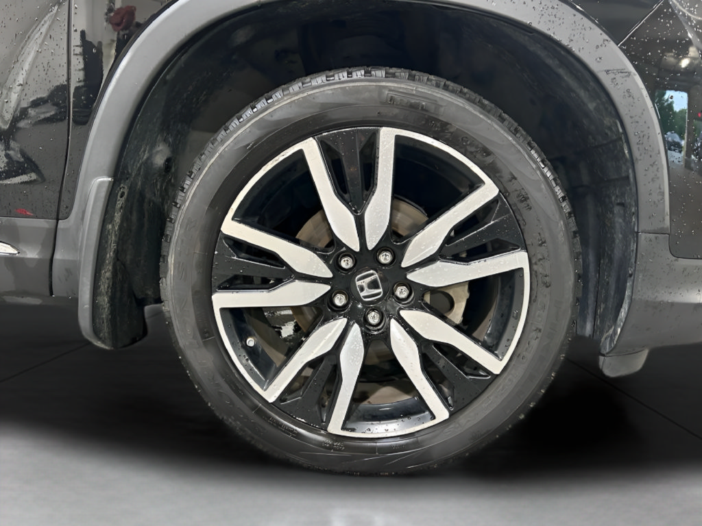 Certified 2022 Honda Pilot Touring image 28