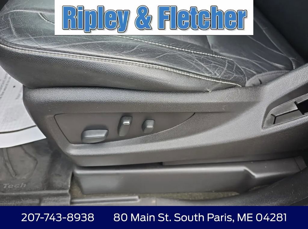Used 2017 Chevrolet Tahoe LT w/ Luxury Package AWD/4WD image 19