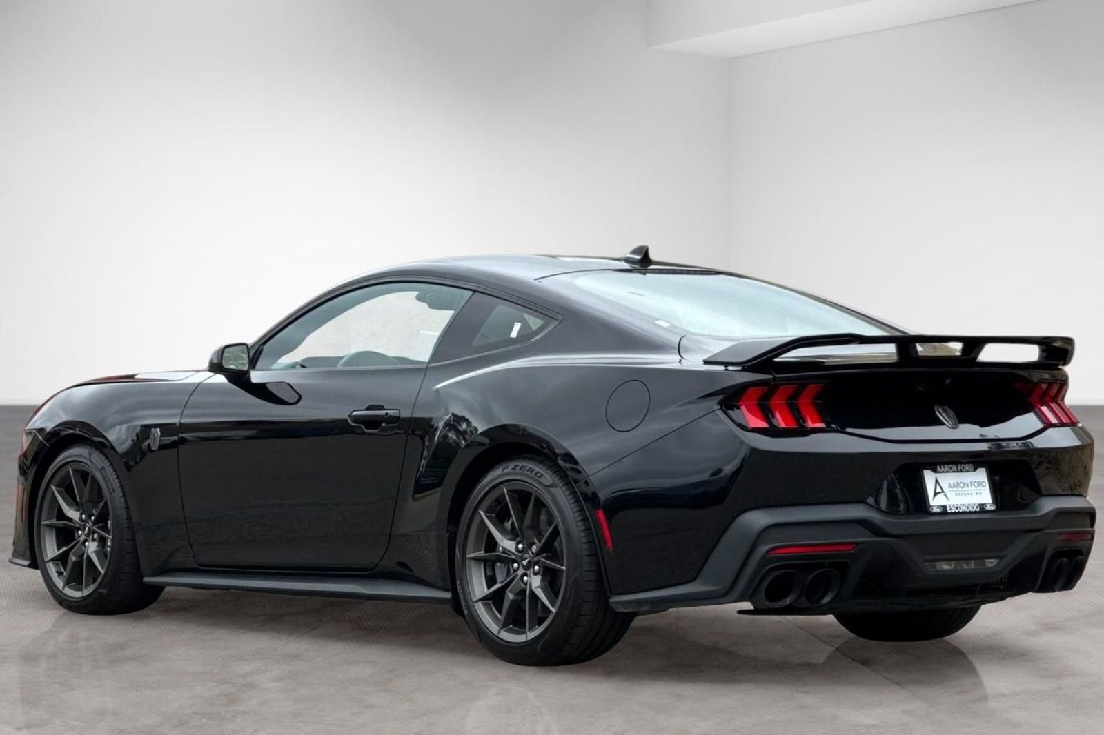 Used 2024 Ford Mustang Dark Horse RWD image 3