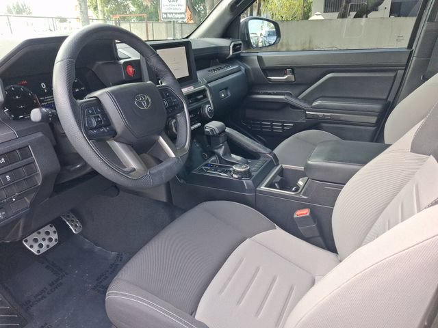 Used 2025 Toyota Tacoma TRD Sport AWD/4WD image 11