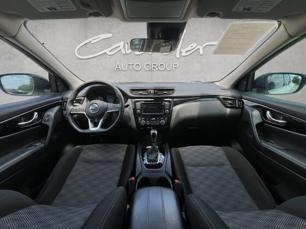 Used 2021 Nissan Rogue Sport SV FWD image 20