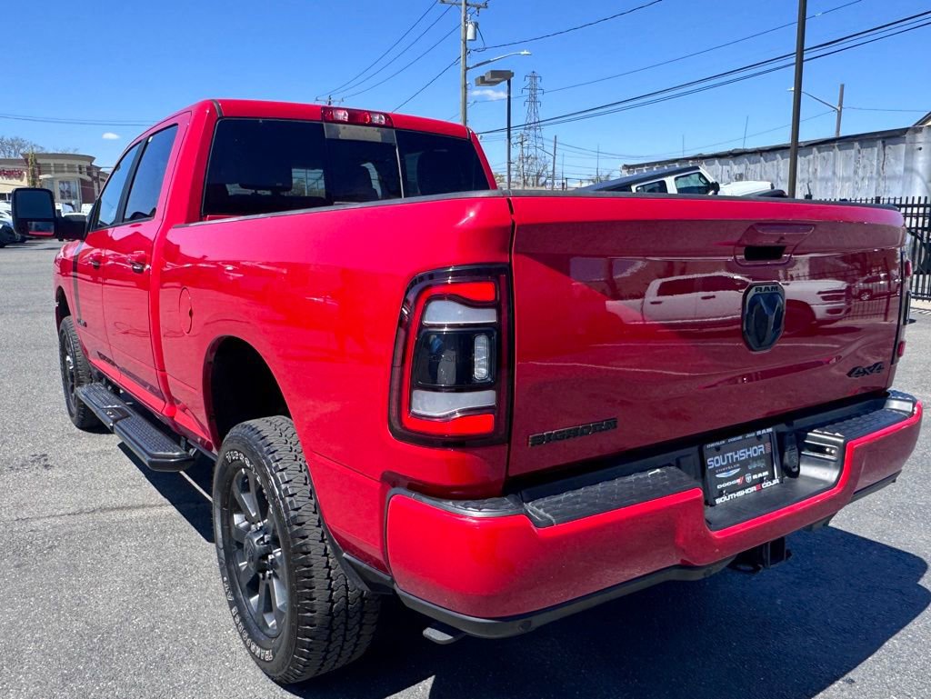 Used 2024 RAM 2500 Big Horn w/ Night Edition AWD/4WD image 5
