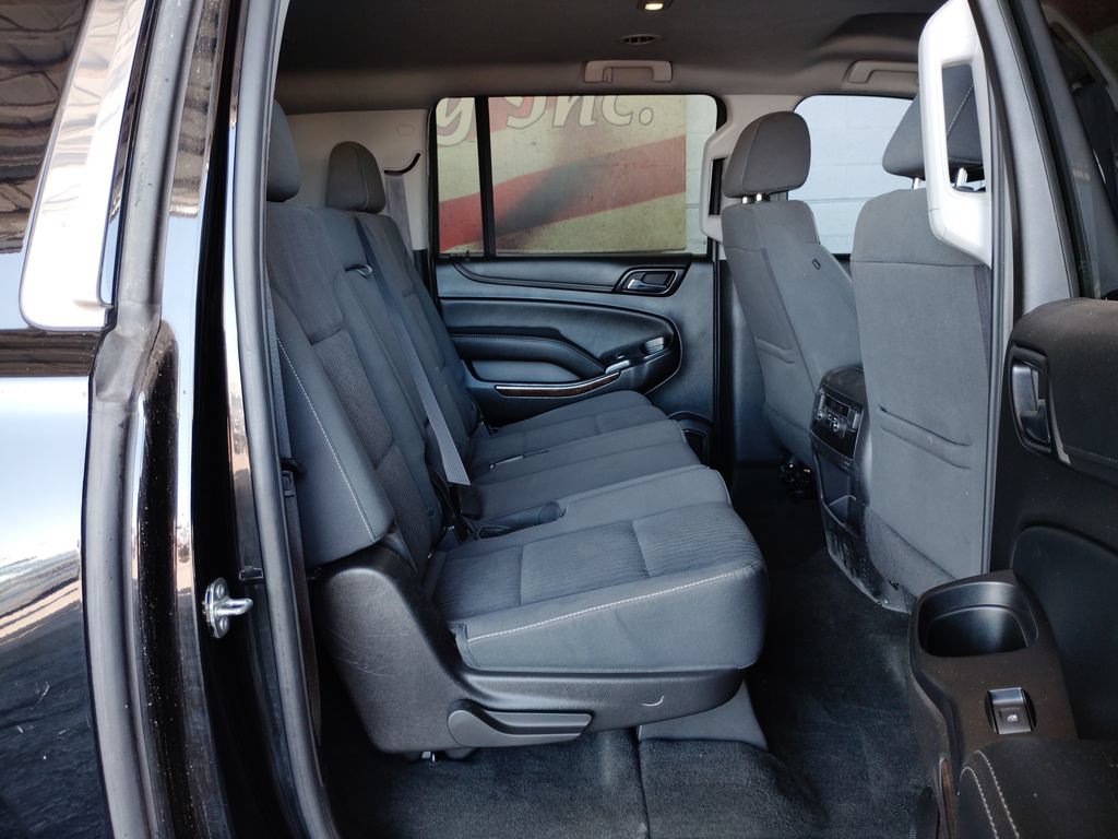 Used 2017 Chevrolet Suburban 3500 LS w/ Driver Alert Package AWD/4WD image 17