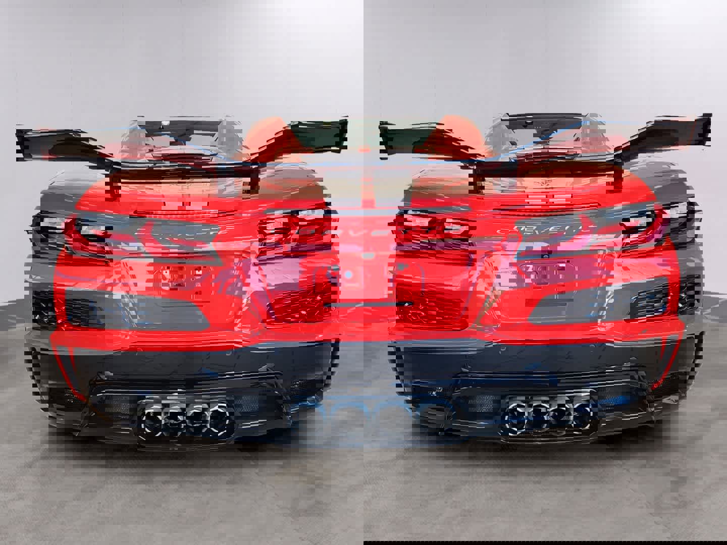 Used 2024 Chevrolet Corvette Z06 w/ Z07 Performance Package RWD image 5