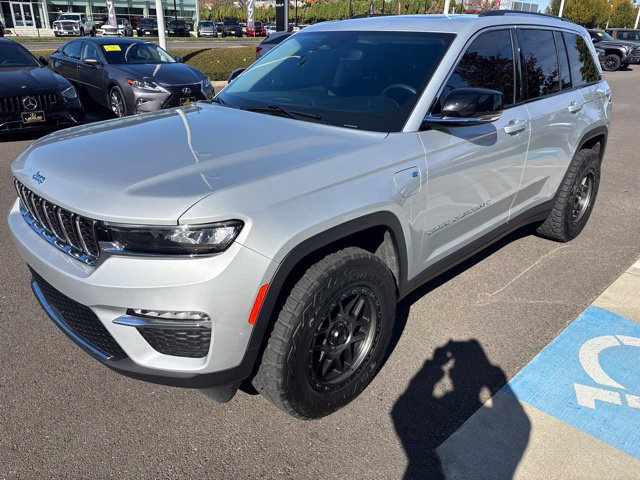 Used 2024 Jeep Grand Cherokee Limited 4xe AWD/4WD image 3