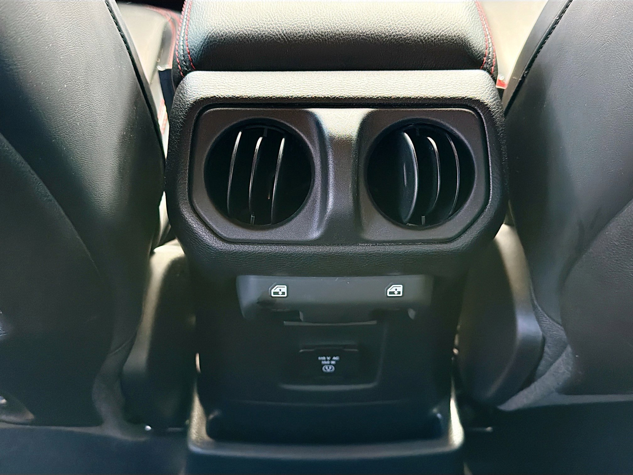 Used 2024 Jeep Wrangler Unlimited Rubicon image 18