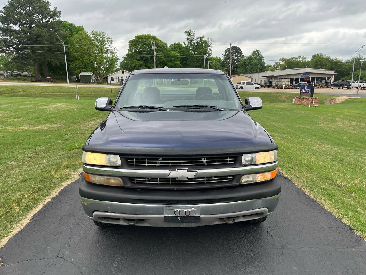 Used 2000 Chevrolet Silverado 1500 LS image 3