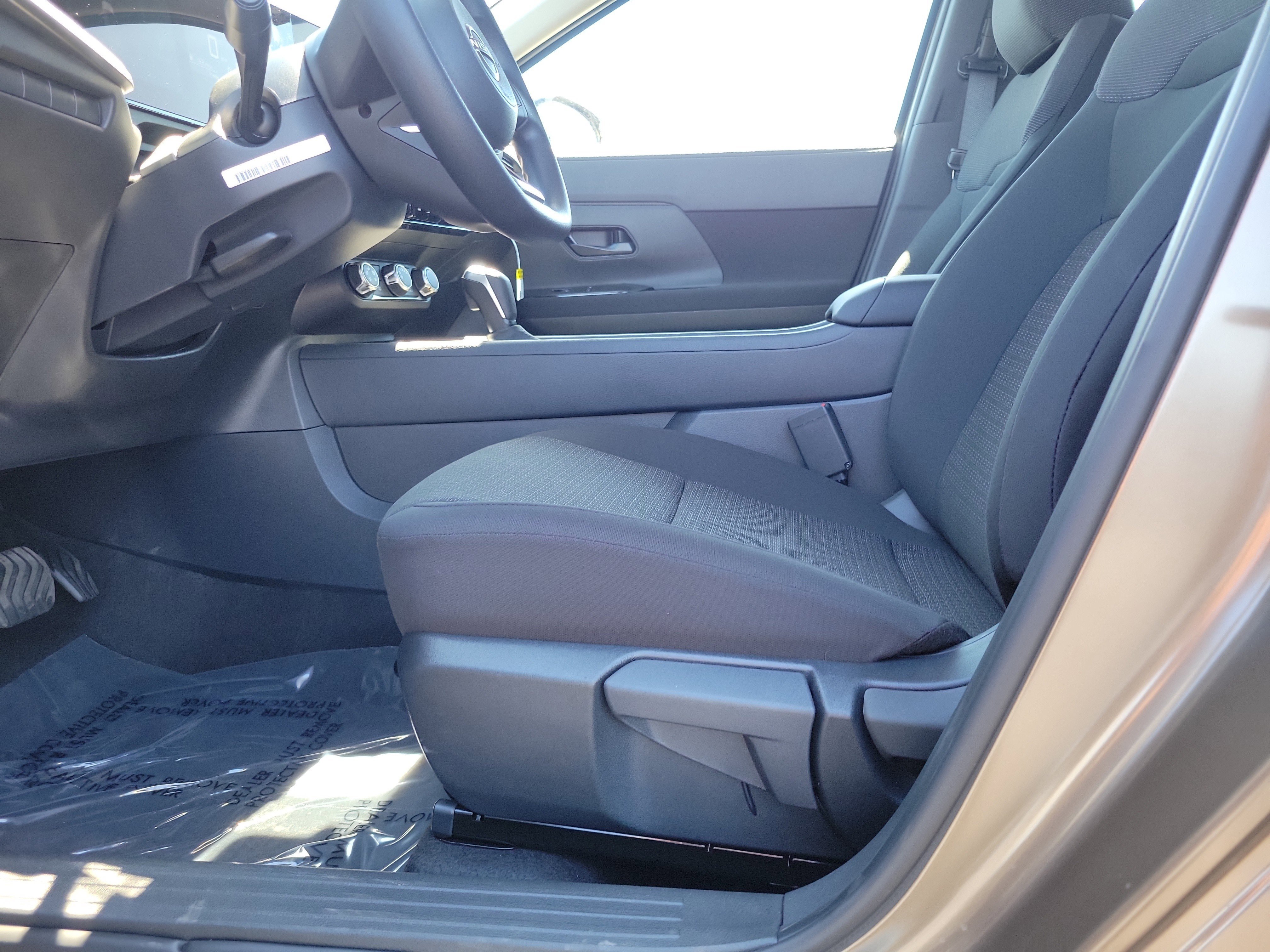 New 2026 Nissan Kicks S w/ Charging Package AWD/4WD image 16