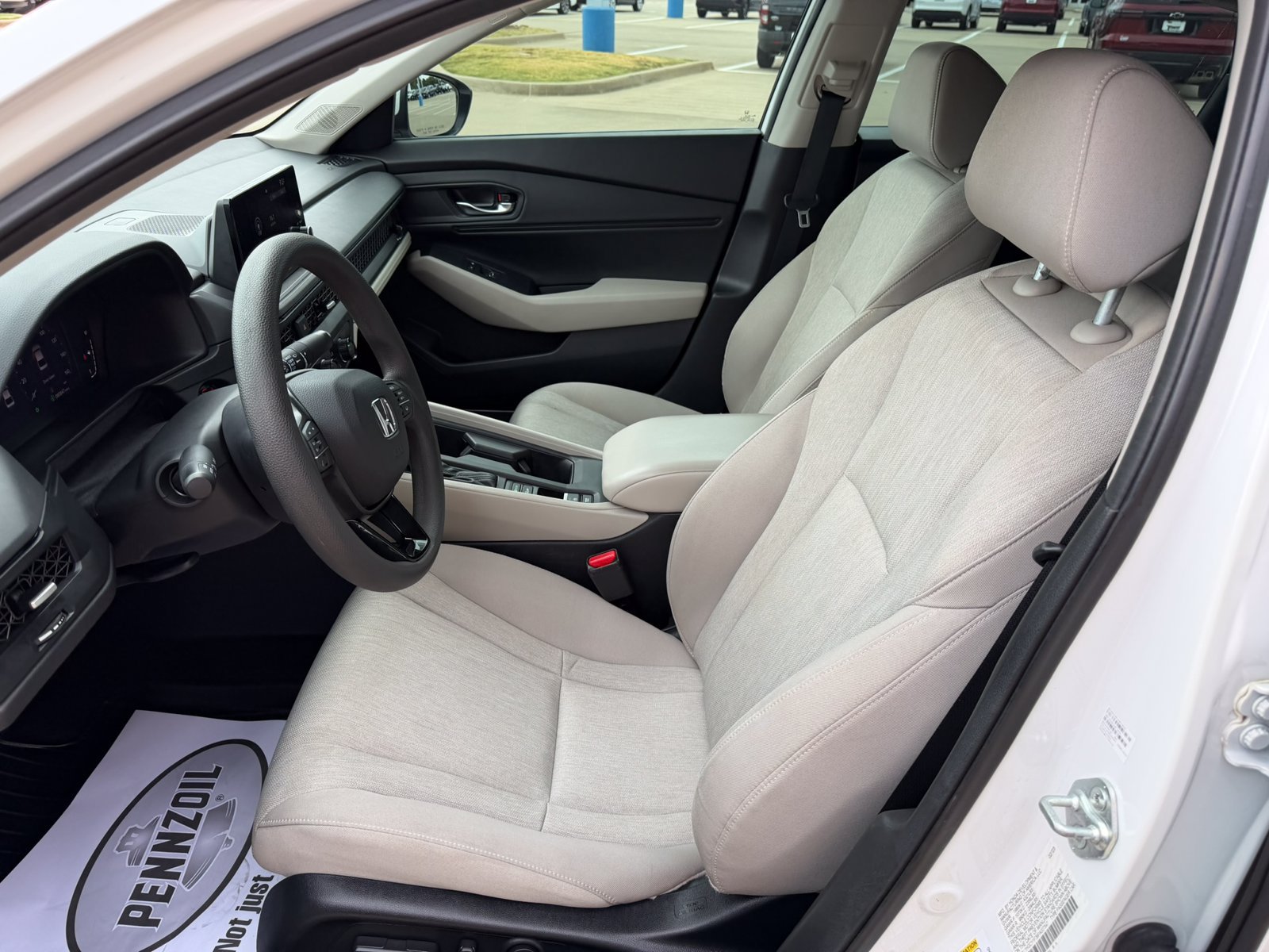 Used 2023 Honda Accord EX image 11