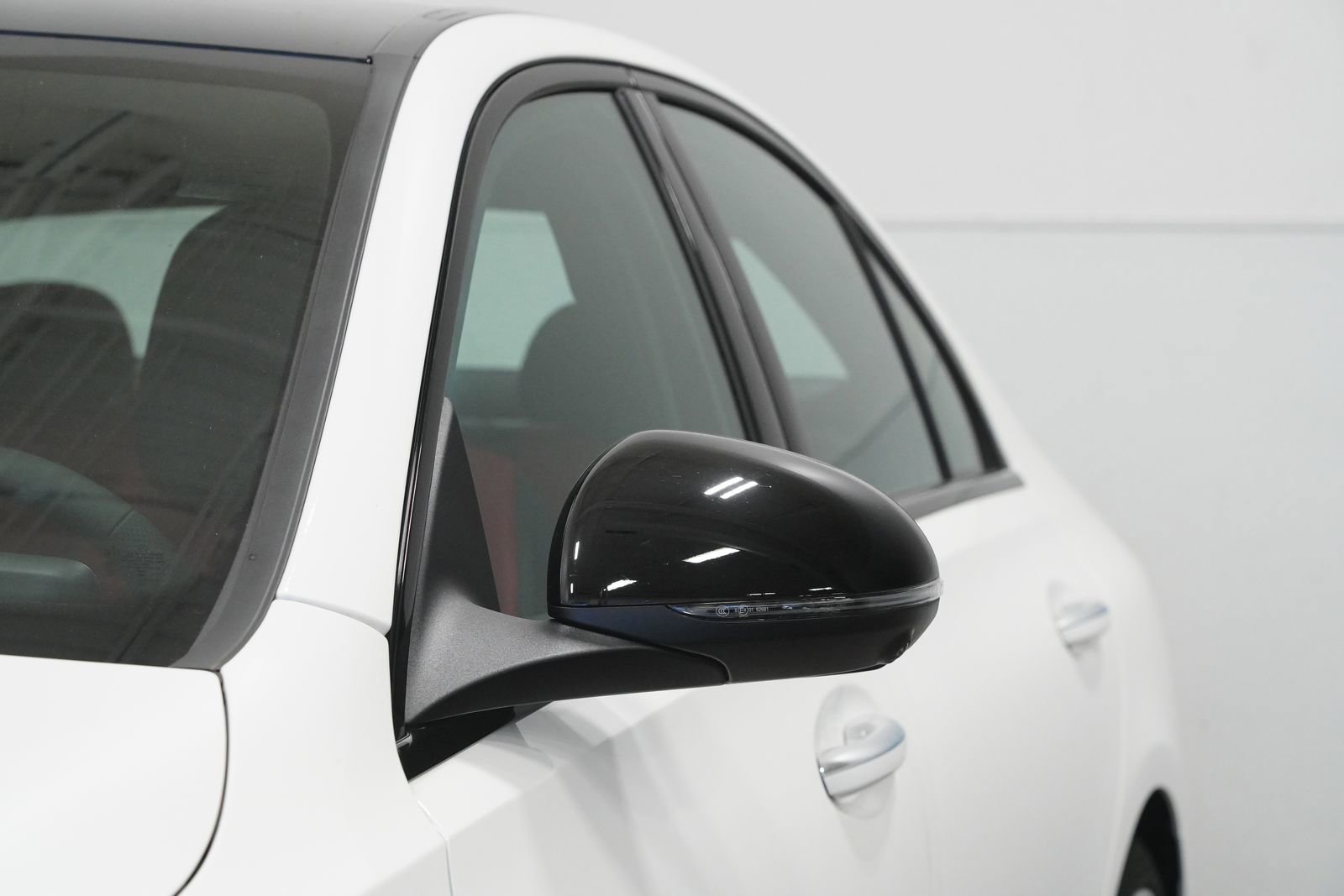 New 2026 Mercedes-Benz C 300 4MATIC Sedan image 12