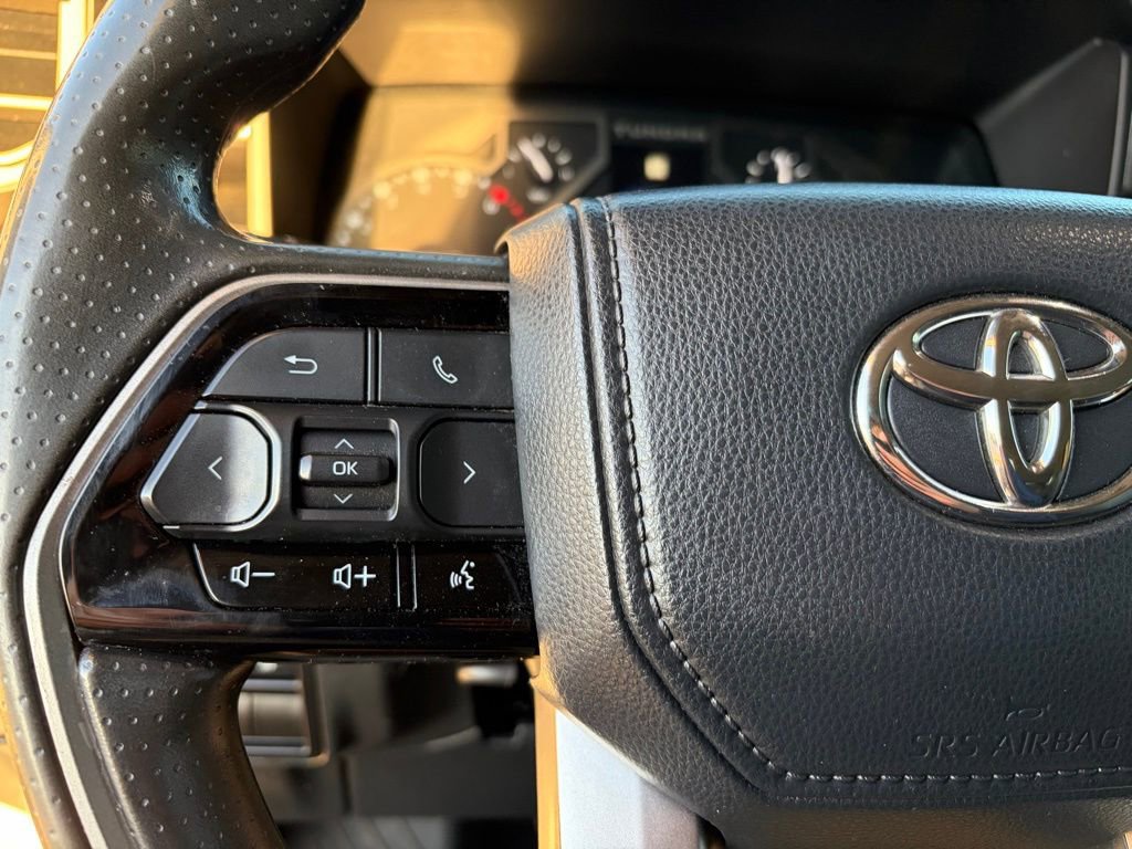 Used 2022 Toyota Tundra SR5 w/ SR5 Convenience Package RWD image 27