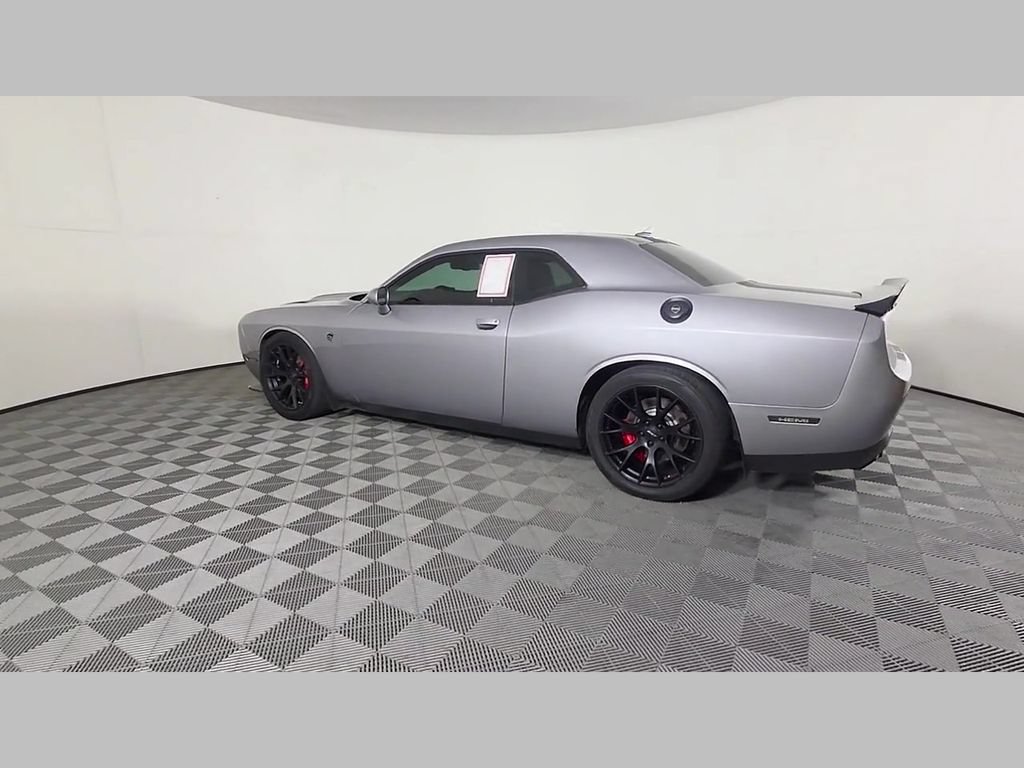 Used 2016 Dodge Challenger SRT Hellcat RWD image 43