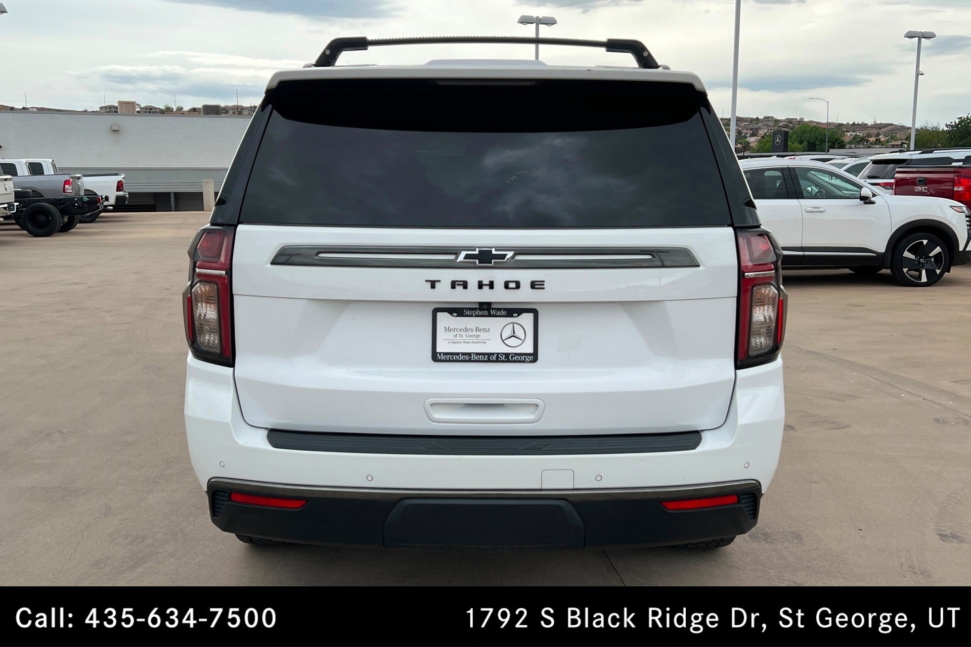 Used 2022 Chevrolet Tahoe Z71 w/ Luxury Package AWD/4WD image 4