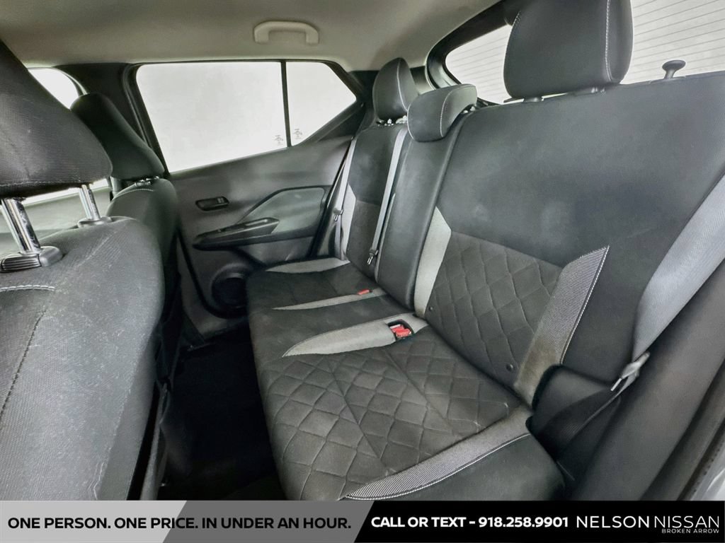 Used 2019 Nissan Kicks S FWD image 22