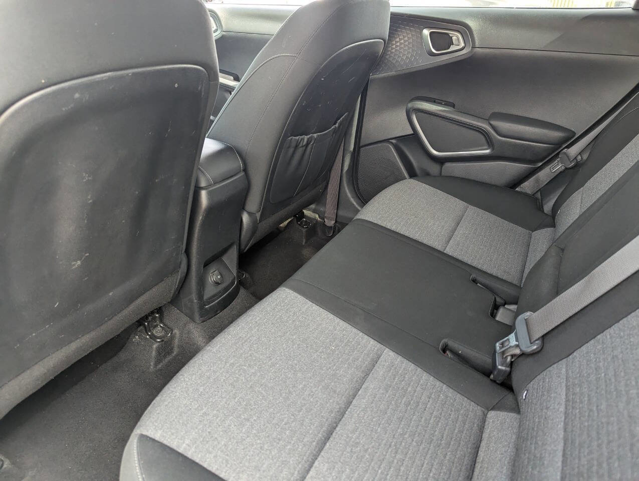 Used 2020 Kia Soul EX image 23