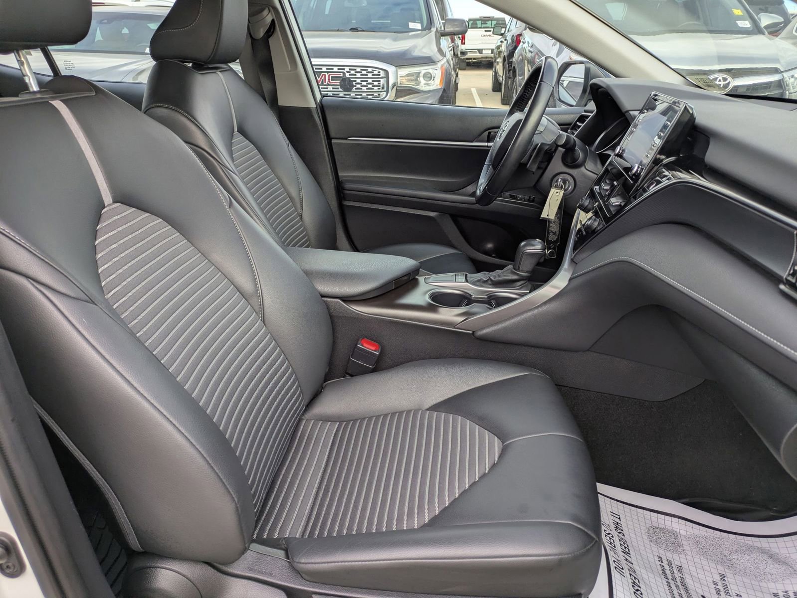 Used 2023 Toyota Camry SE image 26