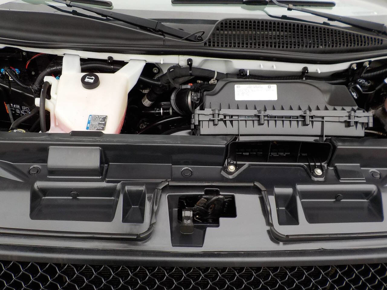 Used 2020 Chevrolet Express 2500 w/ Driver Convenience Package image 29