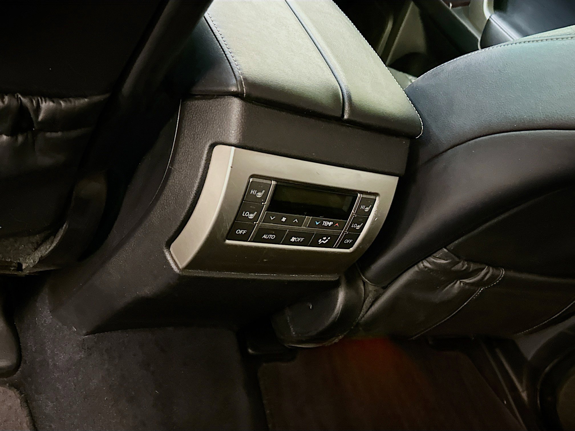 Used 2014 Lexus GX 460 image 29