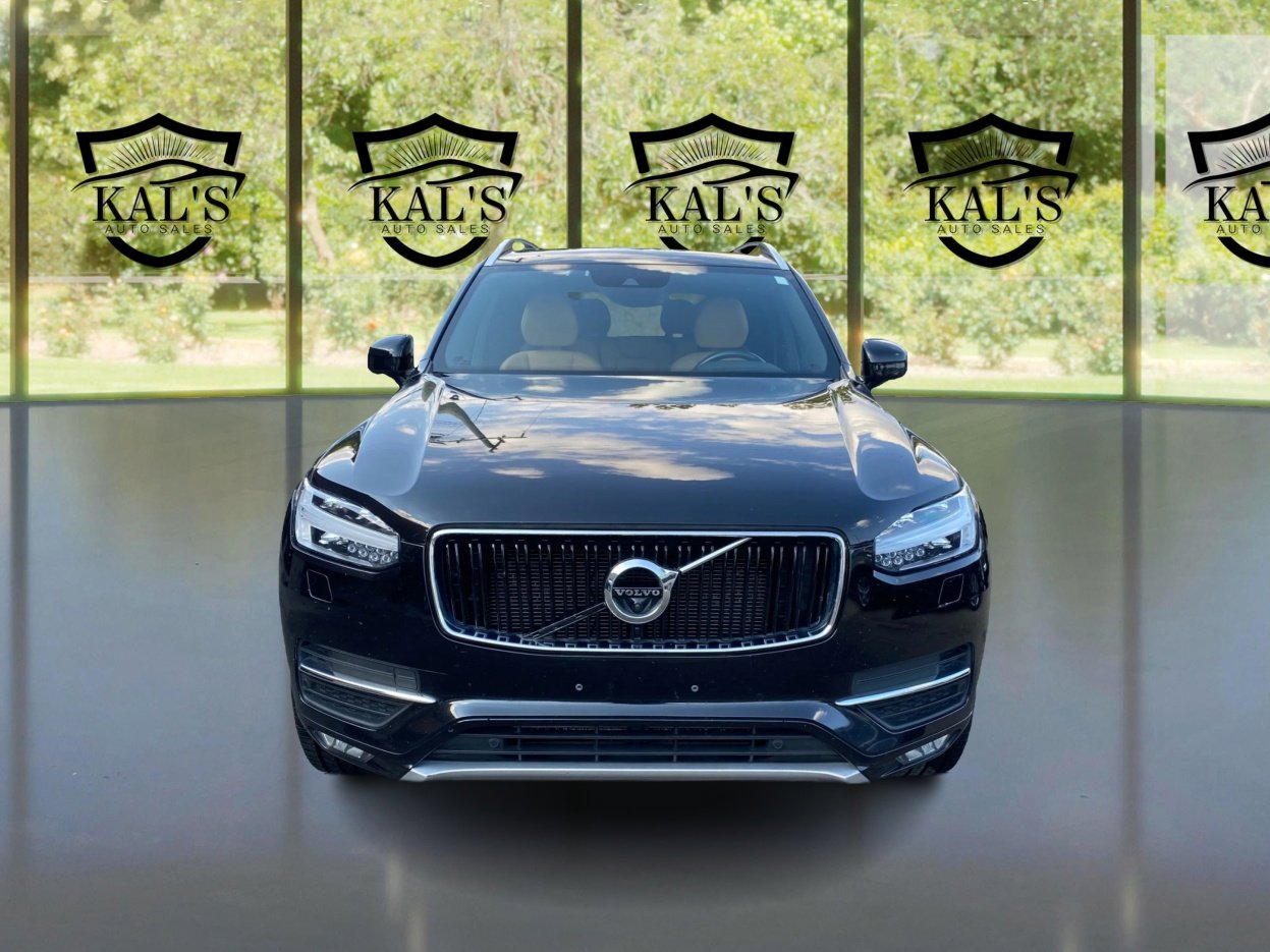 Used 2018 Volvo XC90 T6 Momentum w/ Convenience Package image 2