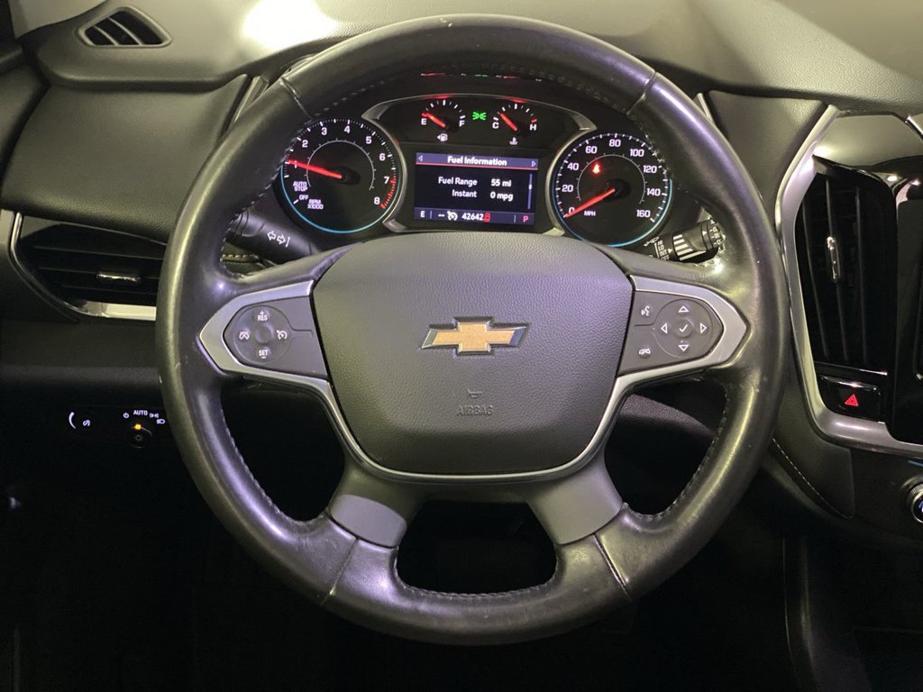 Used 2021 Chevrolet Traverse LT FWD image 16