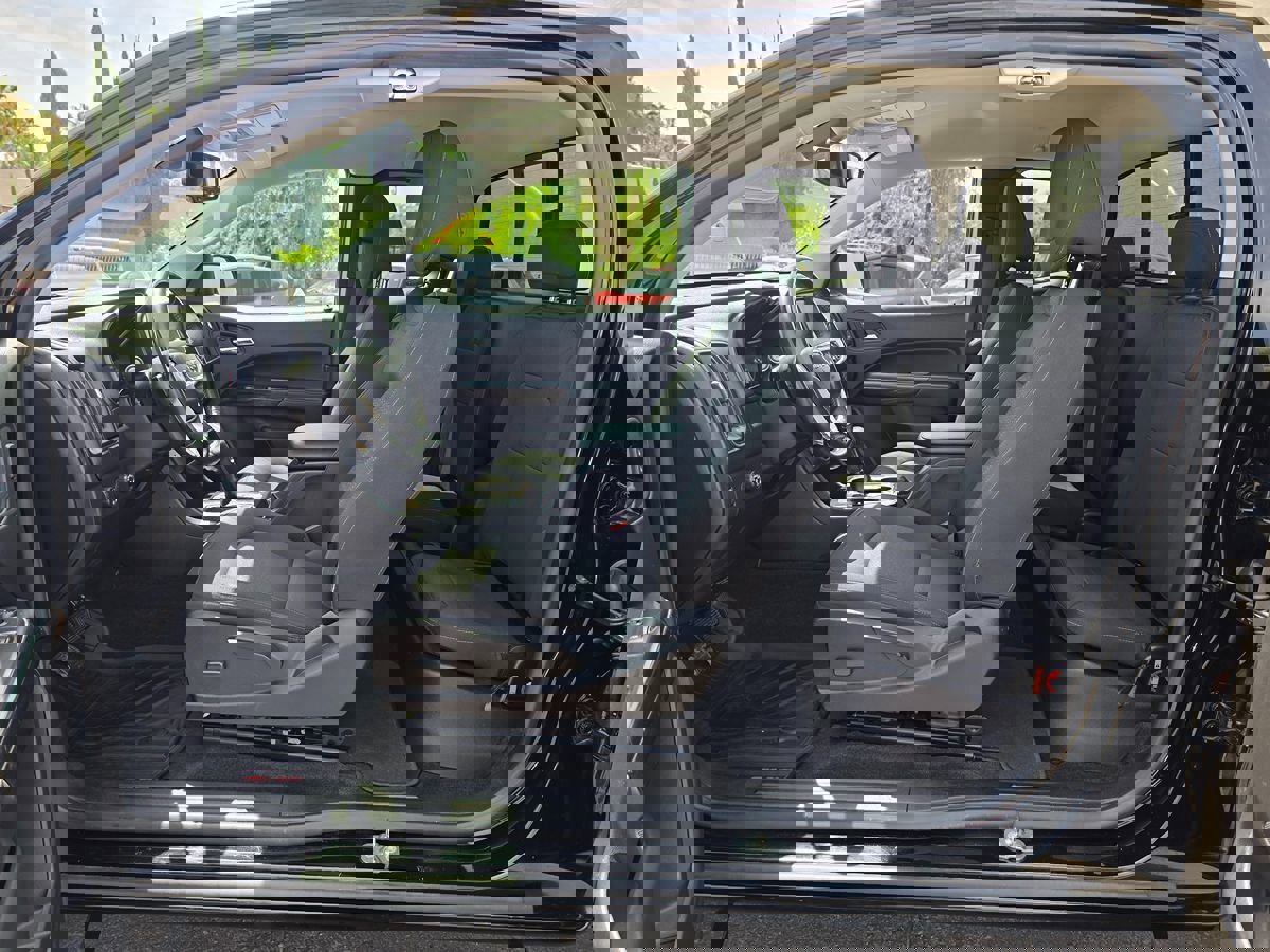 Used 2018 GMC Canyon SLE w/ SLE Convenience Package image 15