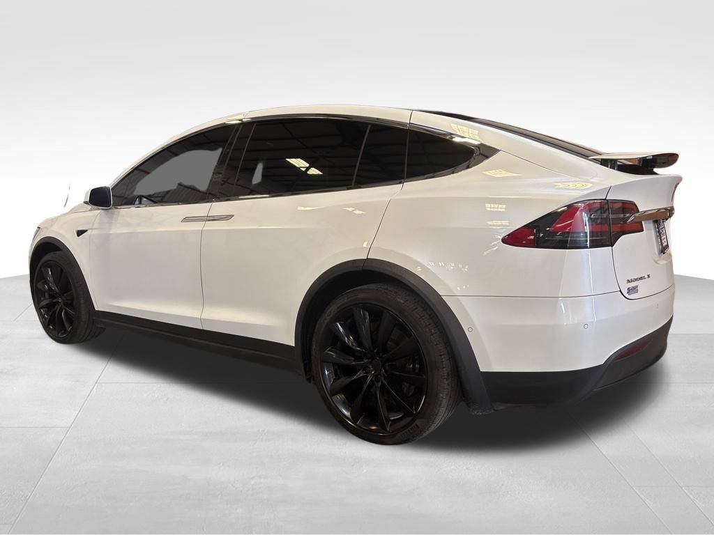 Used 2017 Tesla Model X 100D image 3