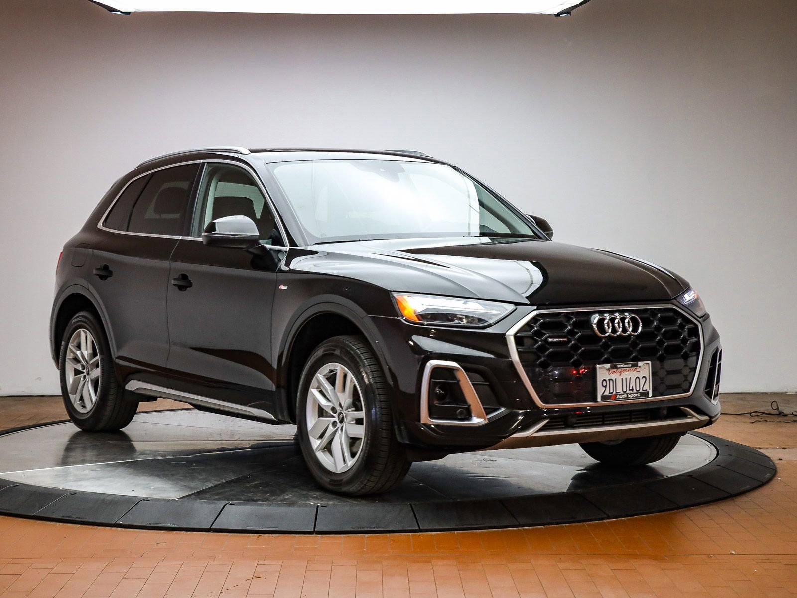Used 2023 Audi Q5 2.0T Premium AWD/4WD image 6
