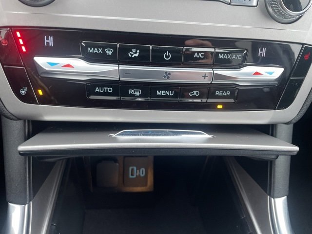 Used 2021 Ford Explorer XLT w/ Equipment Group 202A image 30