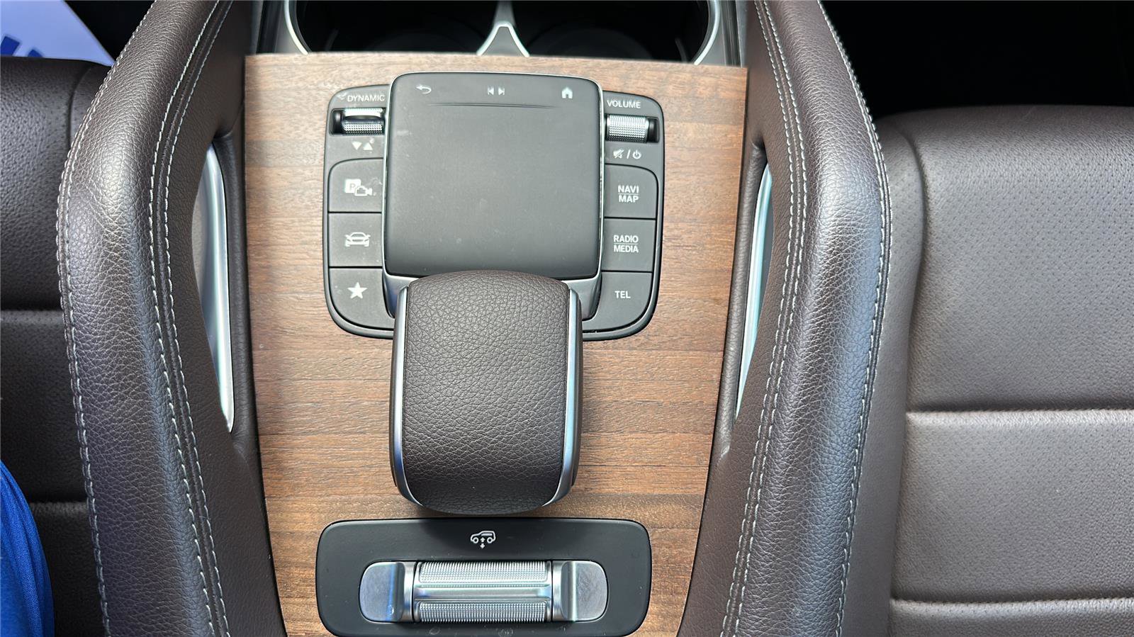 Used 2022 Mercedes-Benz GLS 450 4MATIC image 23