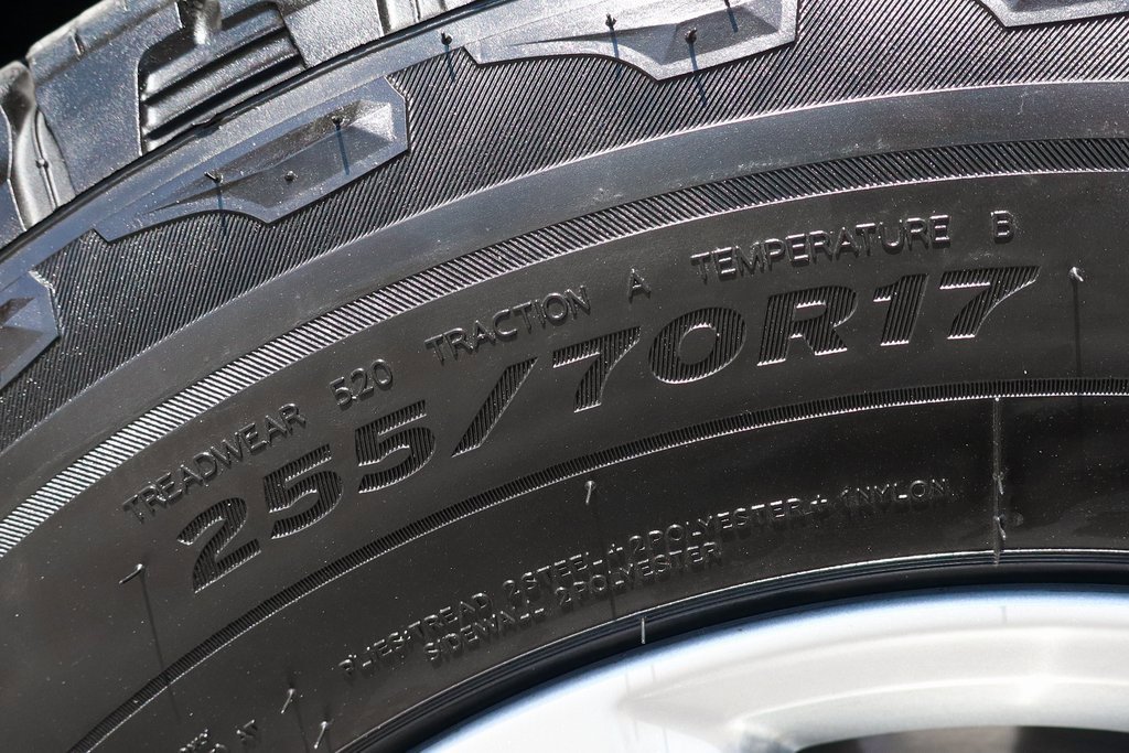 Used 2022 Chevrolet Silverado 1500 LT image 45