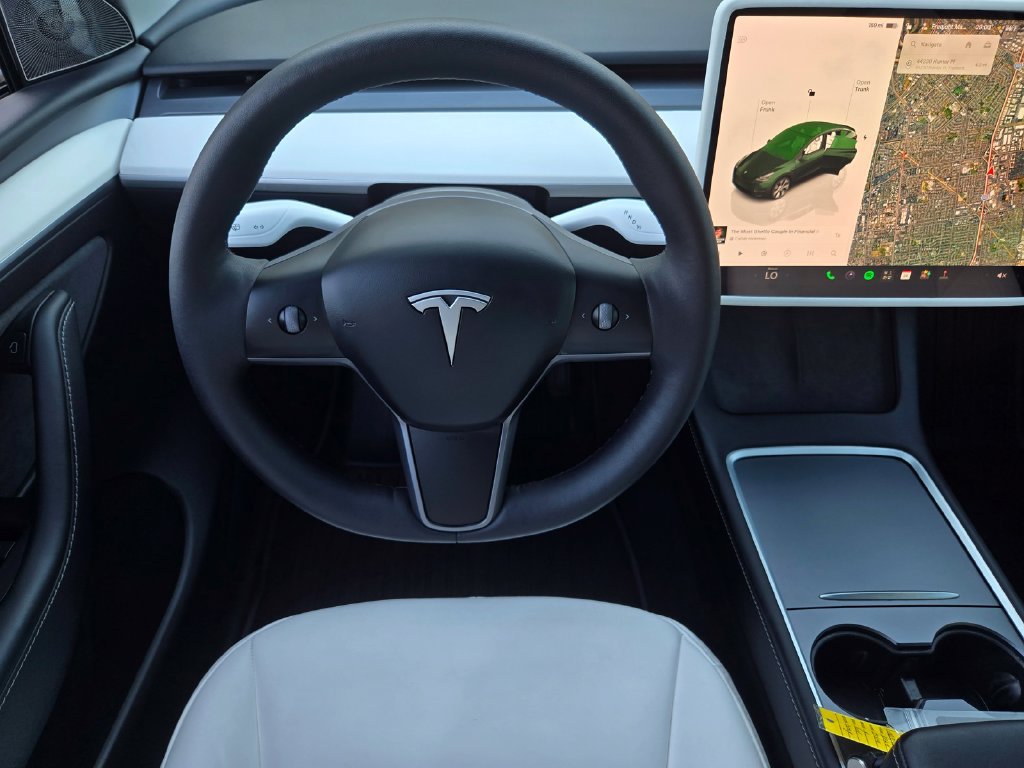 Used 2024 Tesla Model Y Long Range AWD/4WD image 14
