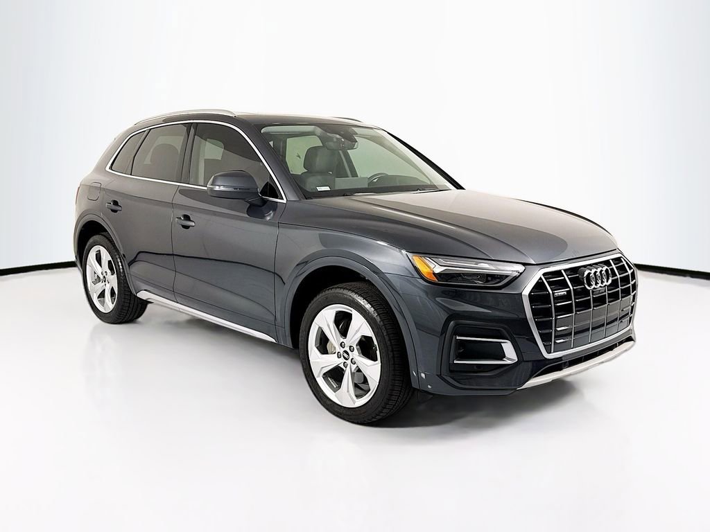 Used 2021 Audi Q5 2.0T Premium Plus w/ Premium Plus Package image 3