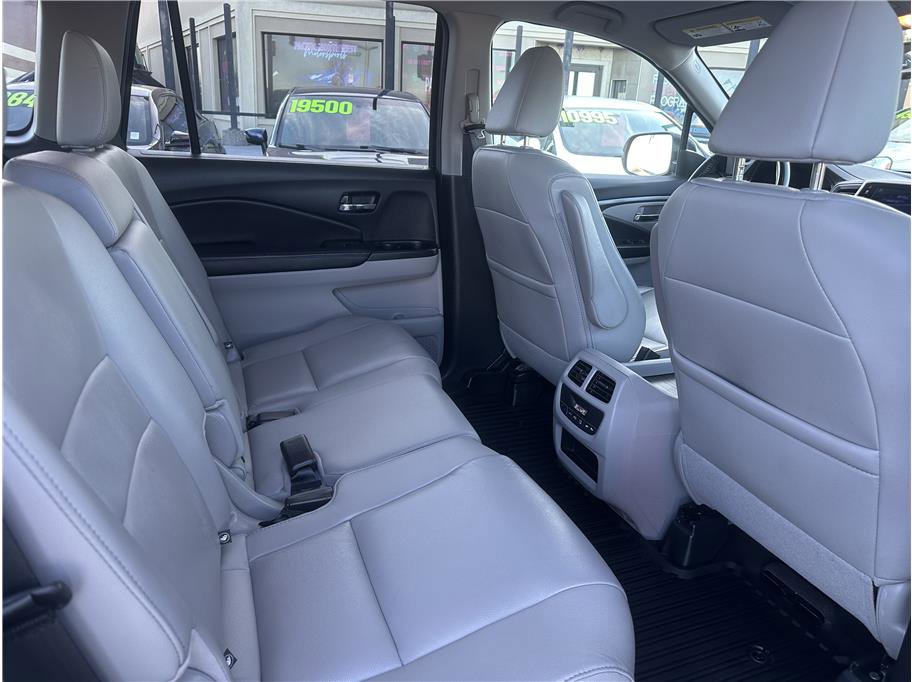 Used 2017 Honda Pilot EX-L image 19