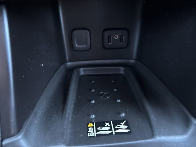 Used 2018 GMC Acadia SLT w/ LPO, Cargo Package image 20