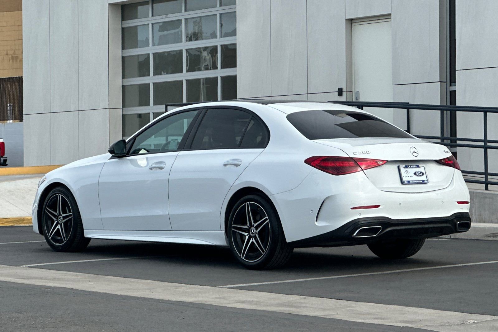 Used 2024 Mercedes-Benz C 300 4MATIC Sedan image 5