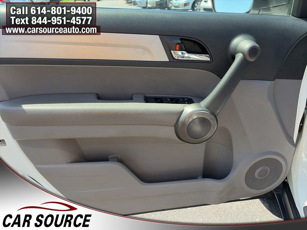 Used 2011 Honda CR-V LX image 14