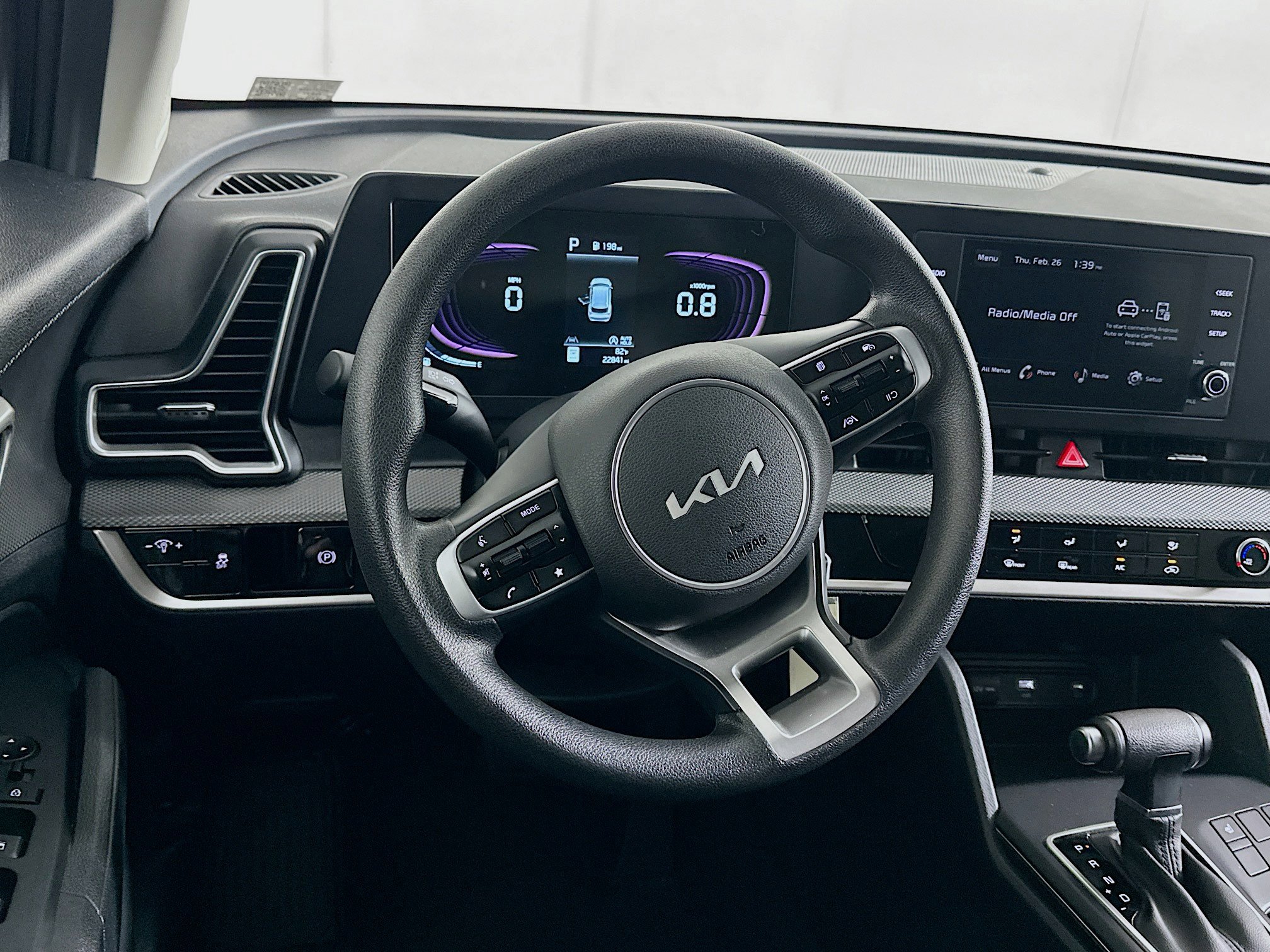 Used 2025 Kia Sportage LX image 18