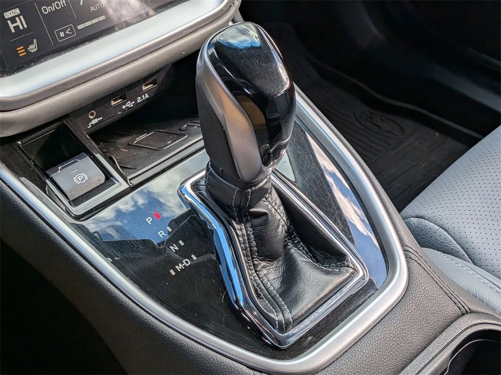 Used 2020 Subaru Outback Premium image 15