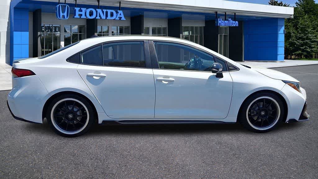 Used 2022 Toyota Corolla XSE FWD image 9