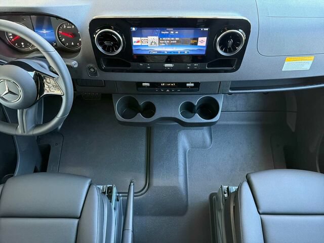 New 2026 Mercedes-Benz Sprinter 2500 image 12