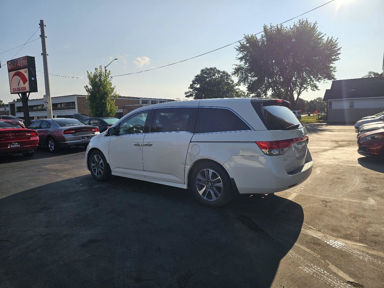 Used 2015 Honda Odyssey Touring image 7