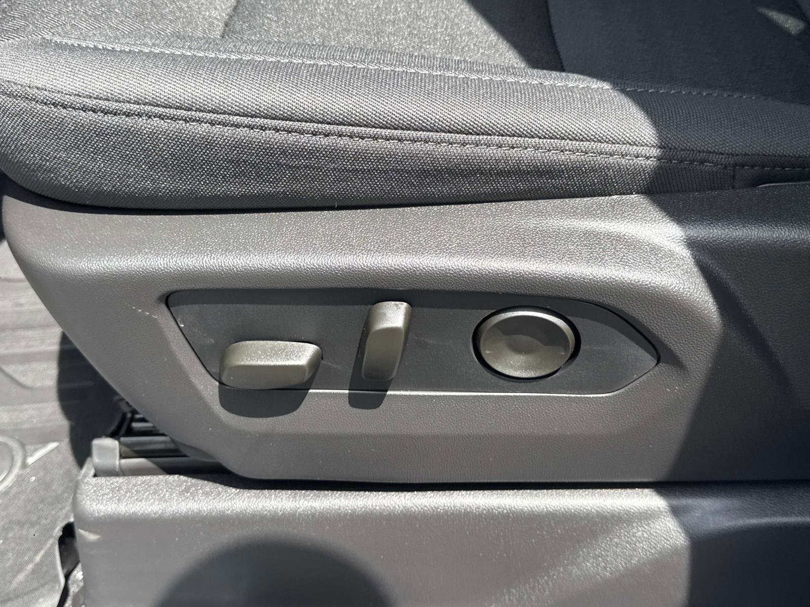 New 2026 GMC Sierra 1500 Elevation image 21