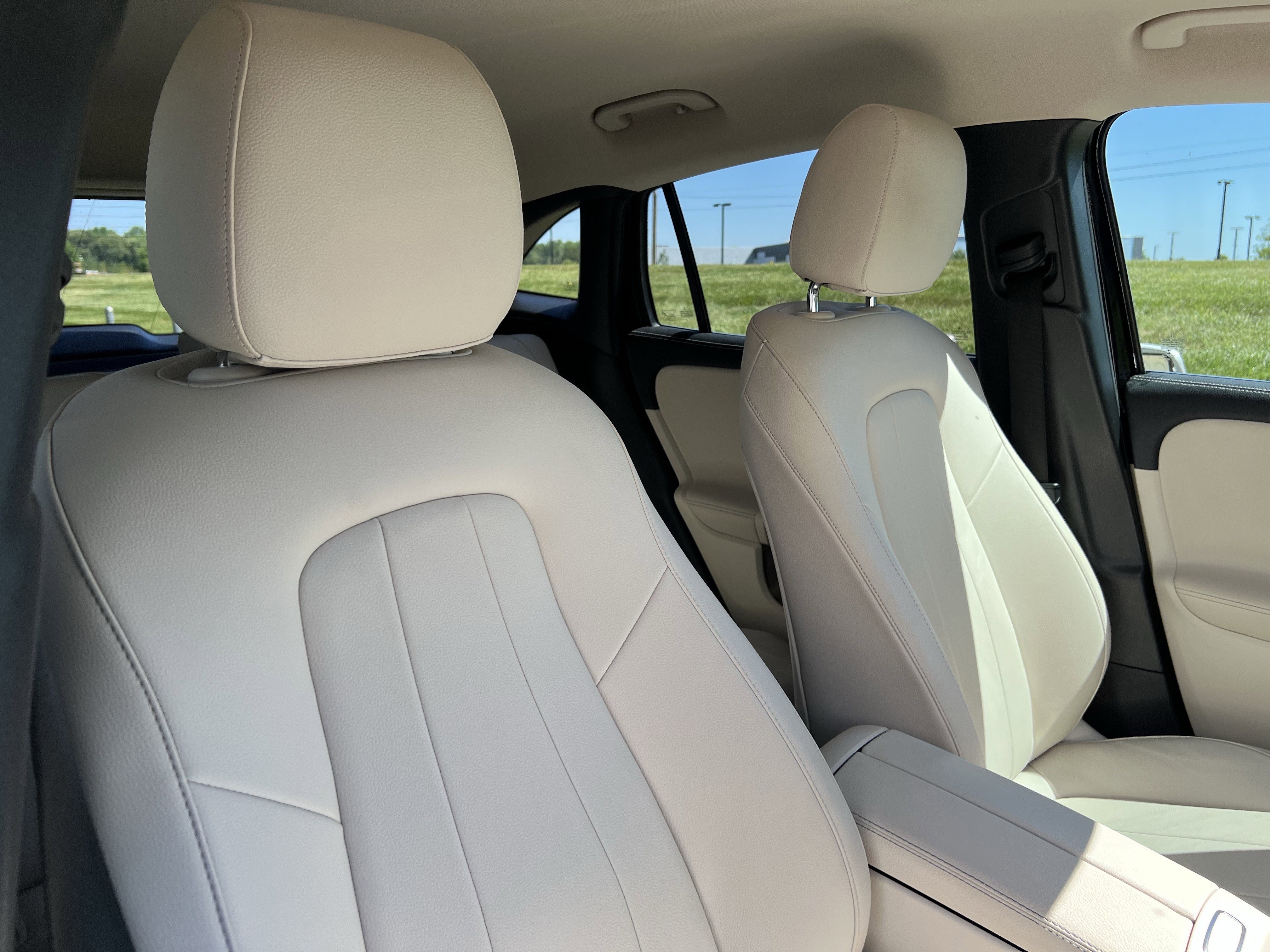 Used 2023 Mercedes-Benz GLA 250 4MATIC image 35
