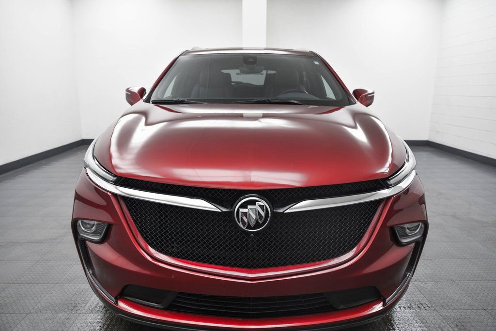 Used 2023 Buick Enclave Essence w/ Experience Buick Package image 2