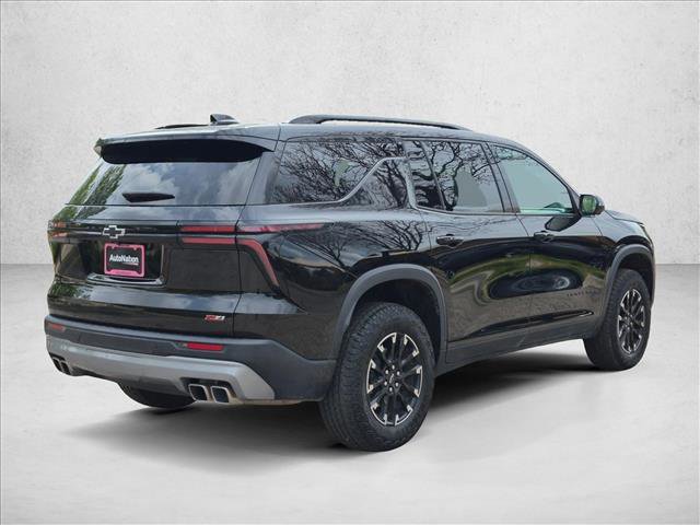 Used 2025 Chevrolet Traverse Z71 w/ Driver Confidence Package AWD/4WD image 5