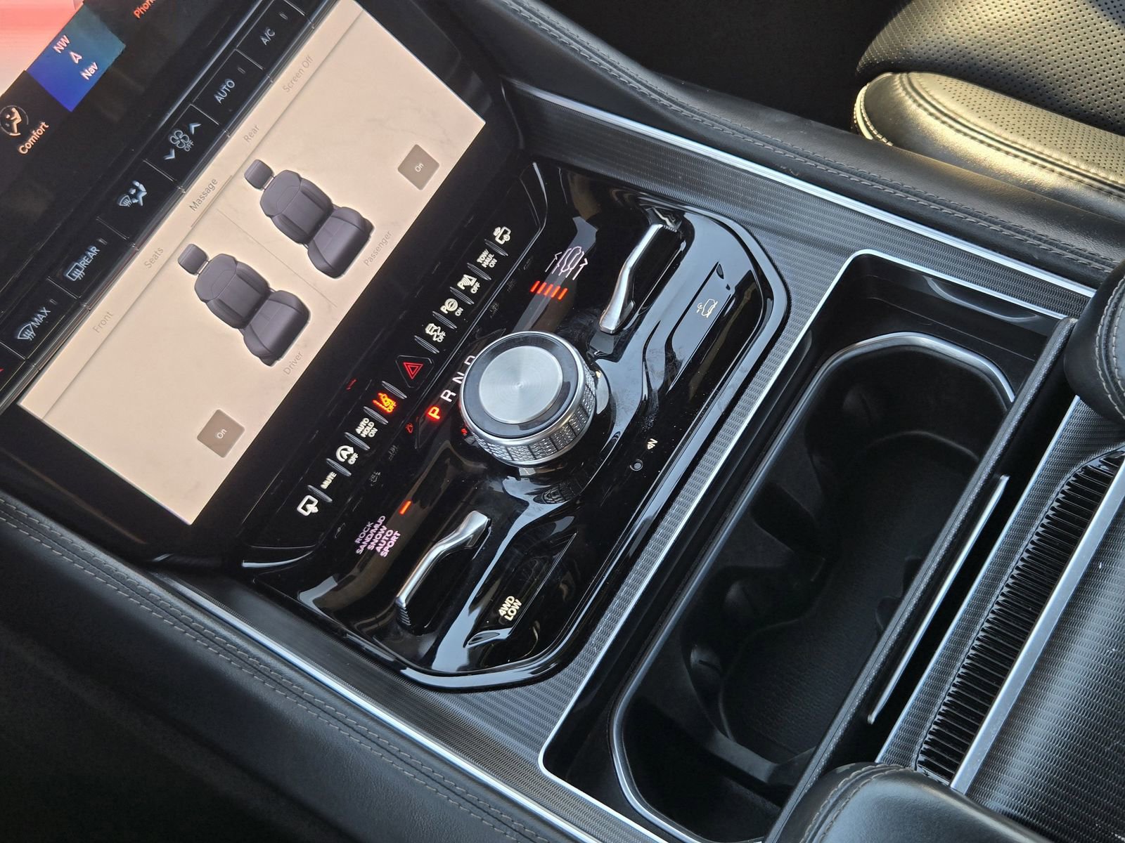 Used 2024 Jeep Grand Wagoneer Series II w/ Quick Order Packagew 28T image 21