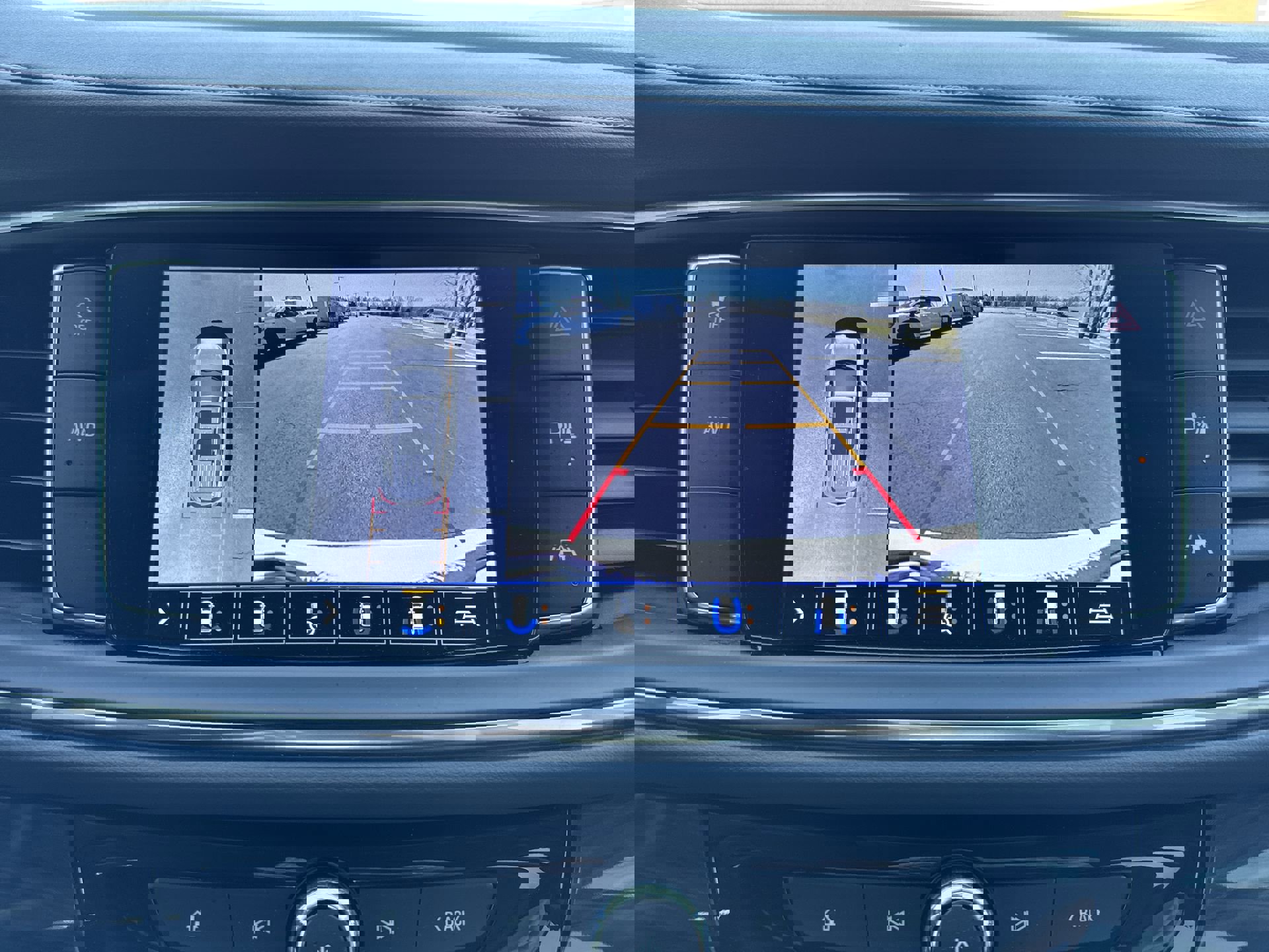 Certified 2021 Buick Enclave Premium w/ Surround and Sites Package image 16