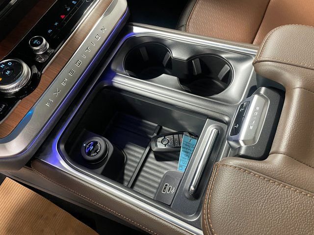 New 2026 Ford Expedition King Ranch image 17