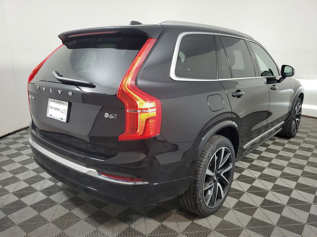 Certified 2024 Volvo XC90 B6 Ultimate w/ Protection Package Premier image 8