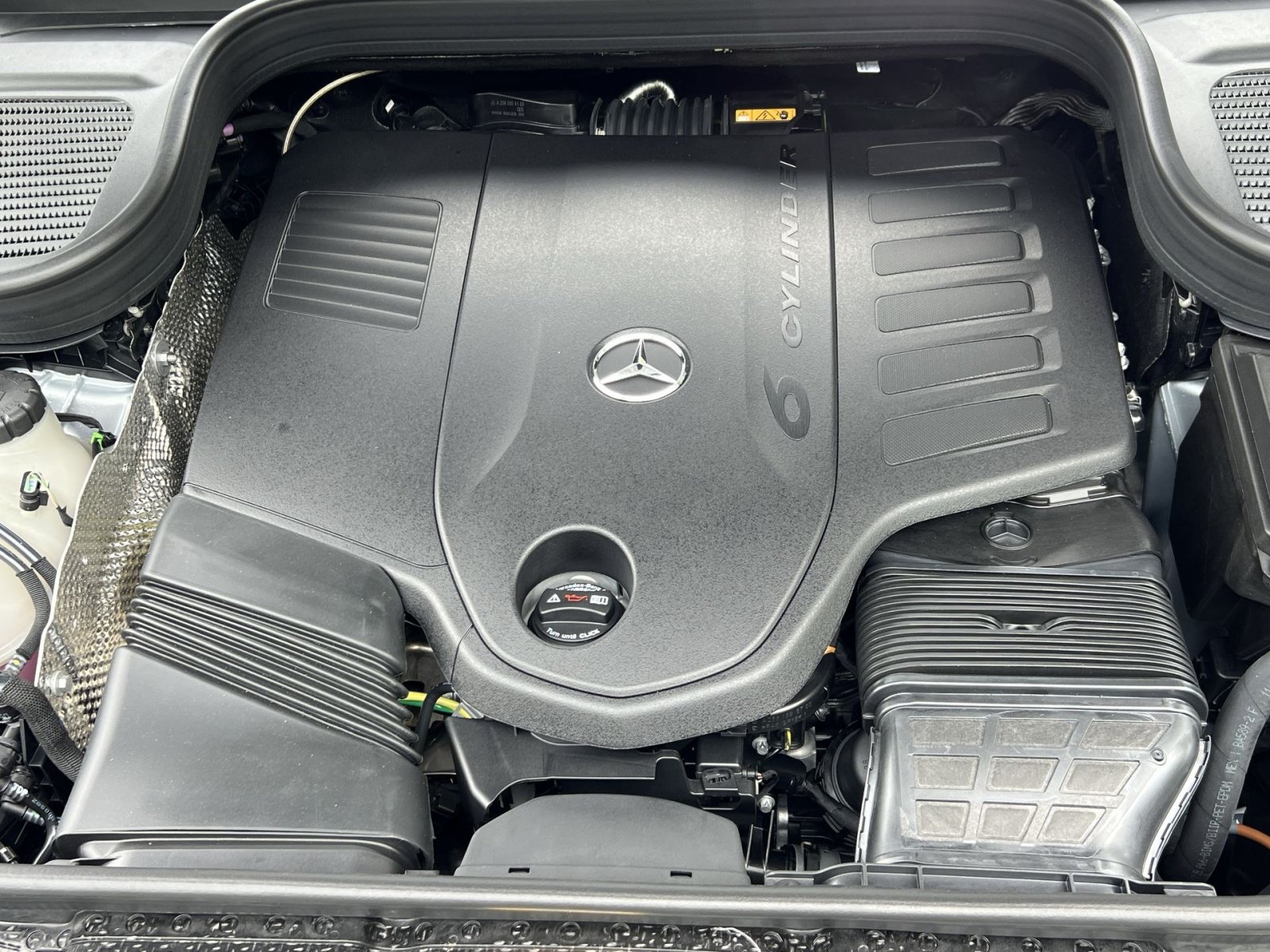 New 2026 Mercedes-Benz GLE 450 4MATIC Coupe image 34